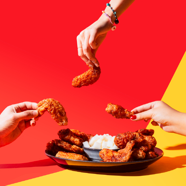 VÌ SAO BẠN KHÔNG THỂ CƯỠNG LẠI NHỮNG MIẾNG GÀ GIÒN THƠM CỦA BONCHON?