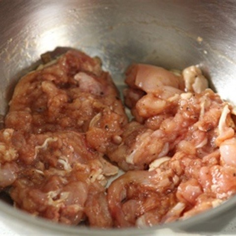 Bonchon hướng dẫn làm món cơm gà chiên giòn chuẩn Hàn Quốc